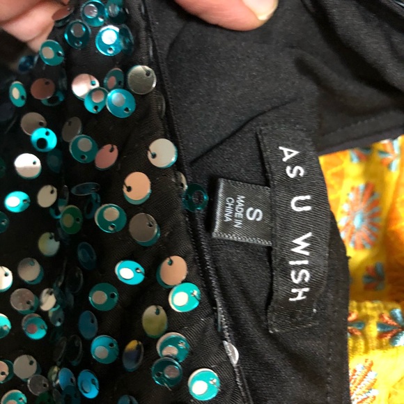 As U Wish- Small Beautiful Sequin Dress - - Picture 3 of 5